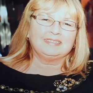 Meet your Posher, Elaine